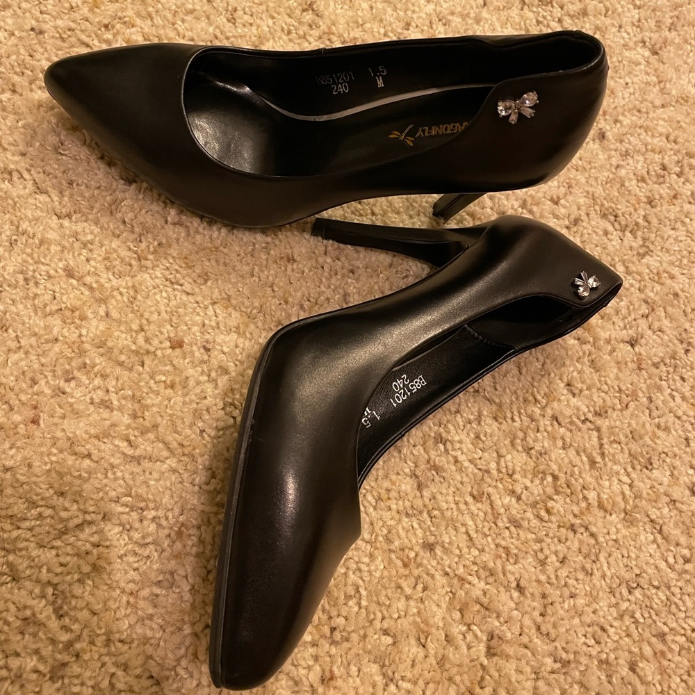 10cm Black High heels!